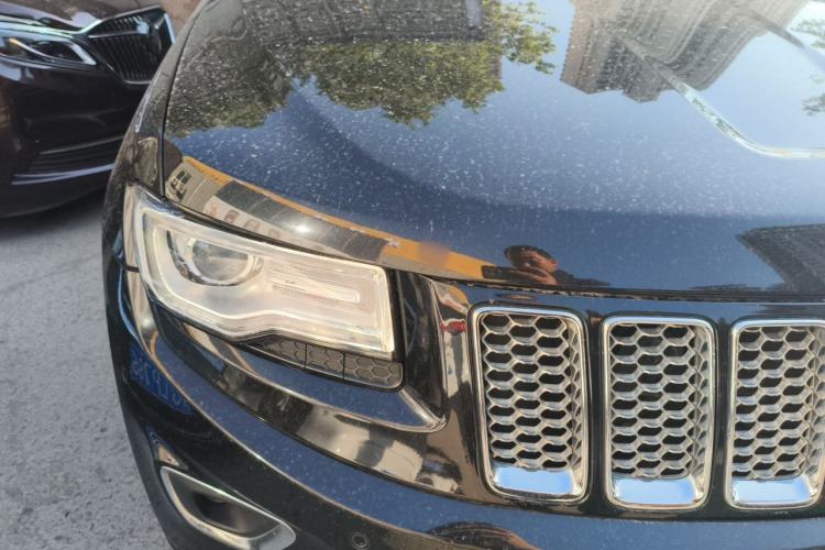 Used Jeep Grand Cherokee 2014 3.6L Elite Navigation Edition Right Front Headlight