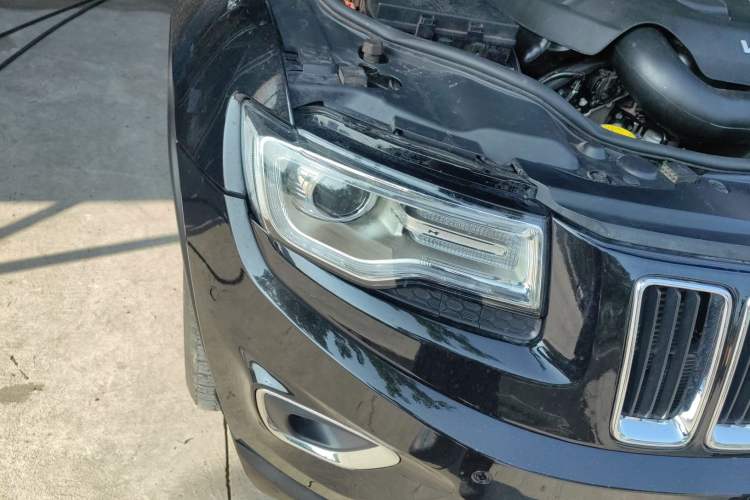 Used Jeep Grand Cherokee 2014 3.0L Comfort Navigation Edition Right Front Headlight