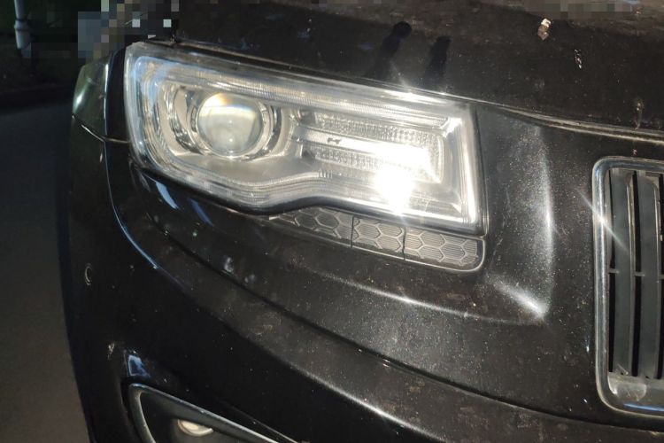 Used Jeep Grand Cherokee 2014 3.0L Comfort Navigation Edition Right Front Headlight