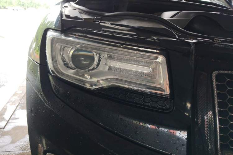 Used Jeep Grand Cherokee 2014 3.0L Comfort Navigation Edition Right Front Headlight