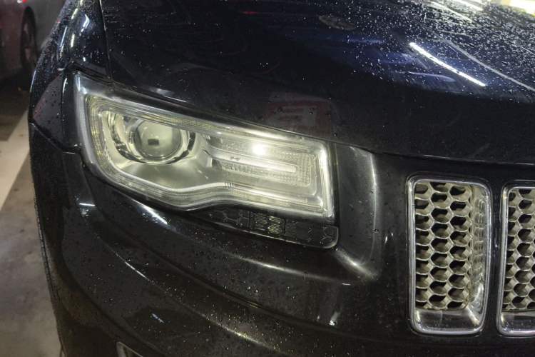 Used Jeep Grand Cherokee 2014 3.0L Flagship Zunyue Edition Right Front Headlight