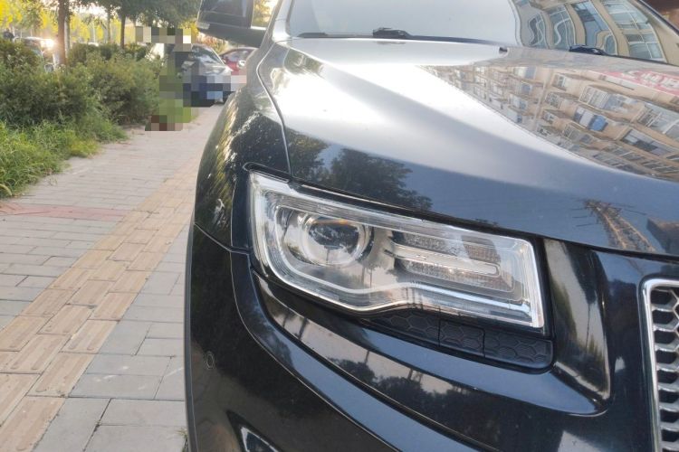 Used Jeep Grand Cherokee 2014 3.0L Comfort Navigation Edition Right Front Headlight