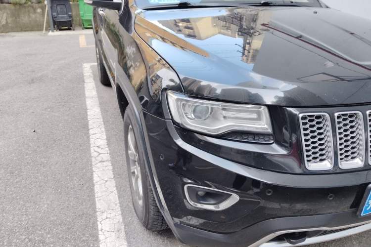 Used Jeep Grand Cherokee 2014 3.6L Elite Navigation Edition Right Front Headlight