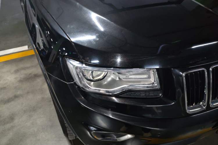 Used Jeep Grand Cherokee 2014 3.6L Elite Navigation Edition Right Front Headlight