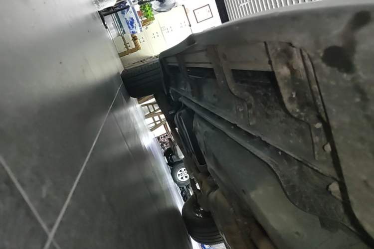 Used Jeep Grand Cherokee 2014 3.0L Comfort Navigation Edition Right Side Sill