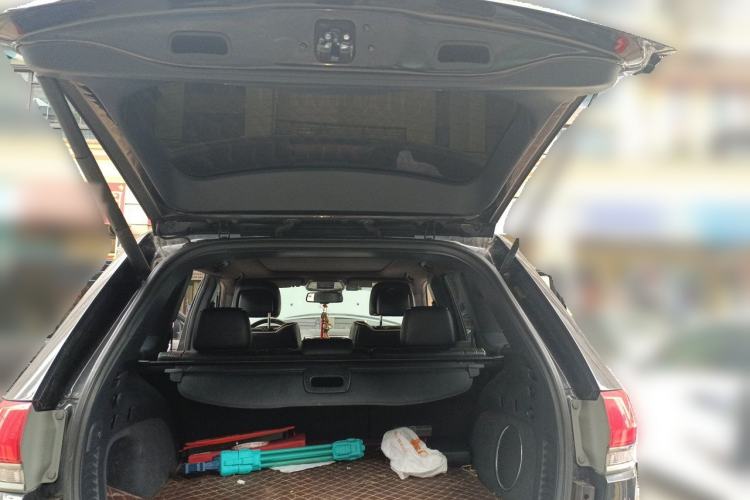 Used Jeep Grand Cherokee 2014 3.6L Elite Navigation Edition Trunk