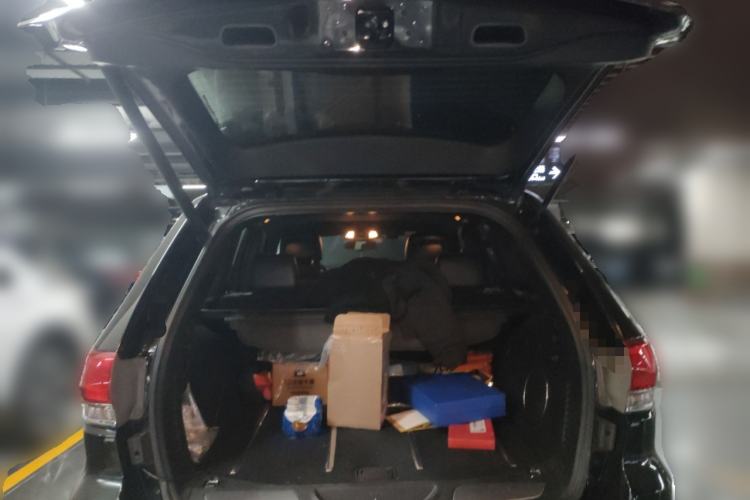 Used Jeep Grand Cherokee 2014 3.0L Comfort Navigation Edition Trunk