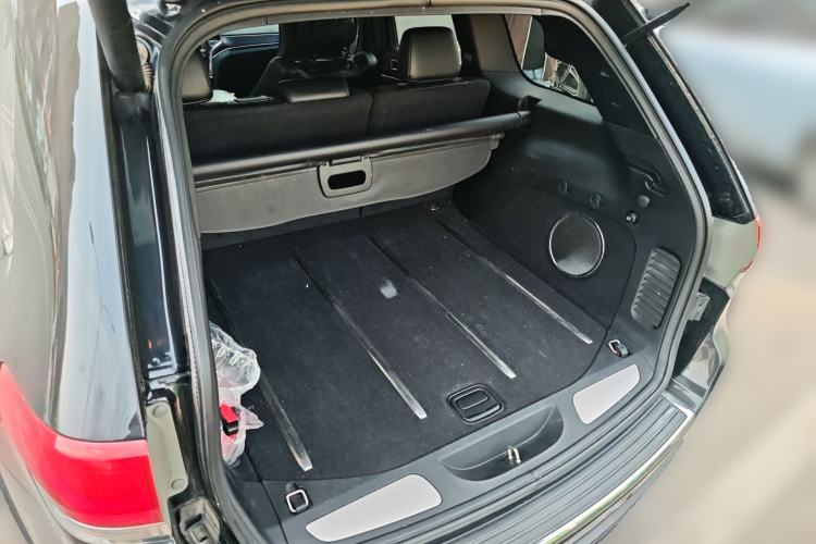 Used Jeep Grand Cherokee 2014 3.0L Comfort Navigation Edition Trunk