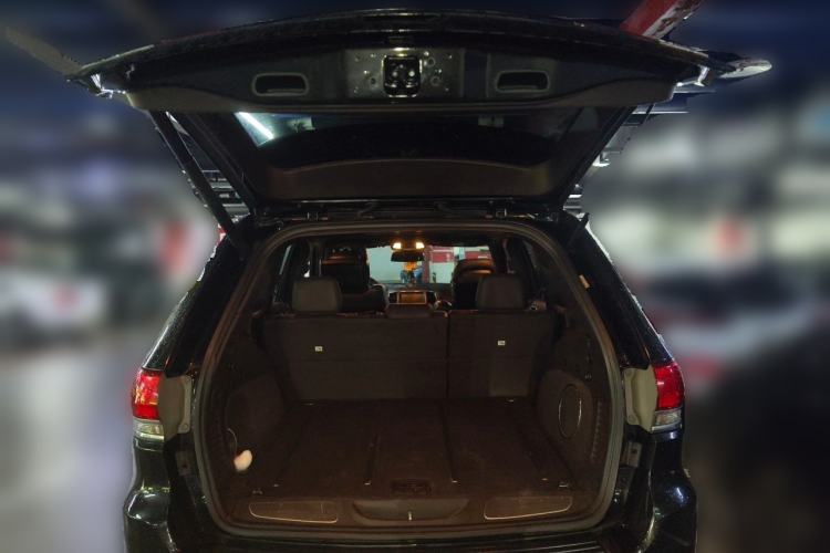 Used Jeep Grand Cherokee 2014 3.0L Flagship Zunyue Edition Trunk