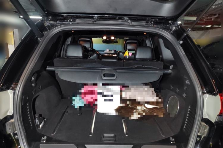 Used Jeep Grand Cherokee 2014 3.0L Comfort Navigation Edition Trunk