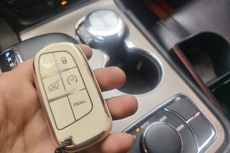 Used Jeep Grand Cherokee  Vehicle Key