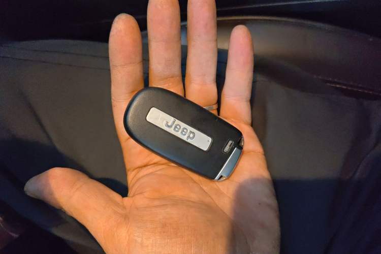 Used Jeep Grand Cherokee 2014 3.0L Flagship Zunyue Edition Vehicle Key