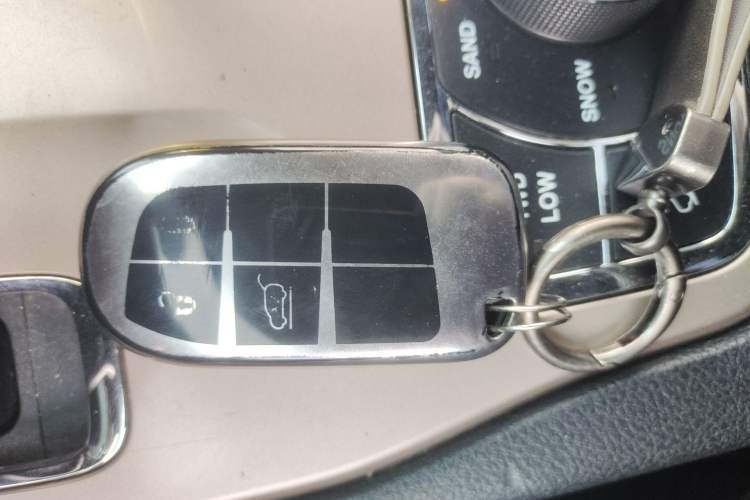 Used Jeep Grand Cherokee 2014 3.0TD Diesel Comfort Navigation Version Vehicle Key