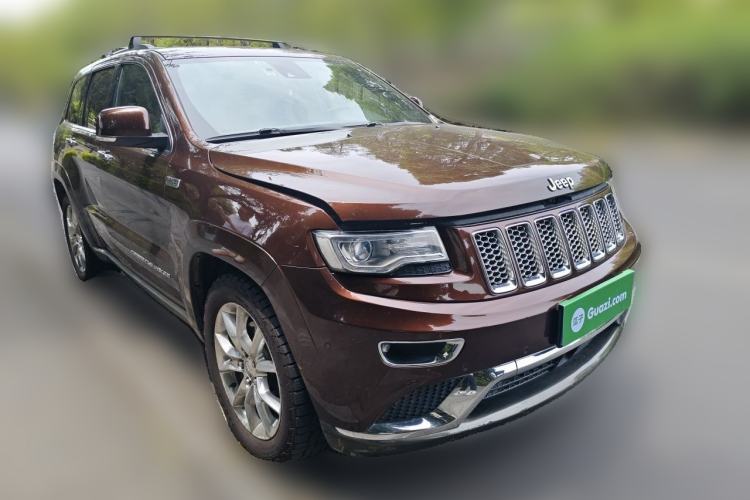 Used Jeep Grand Cherokee 2014 5.7L Flagship Prestige Edition Front Right 45 Deg