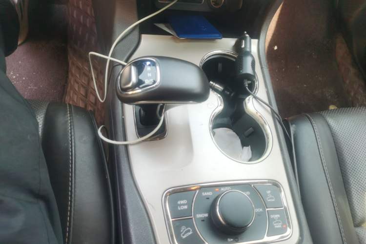 Used Jeep Grand Cherokee 2014 3.0L Flagship Zunyue Edition Gear Lever