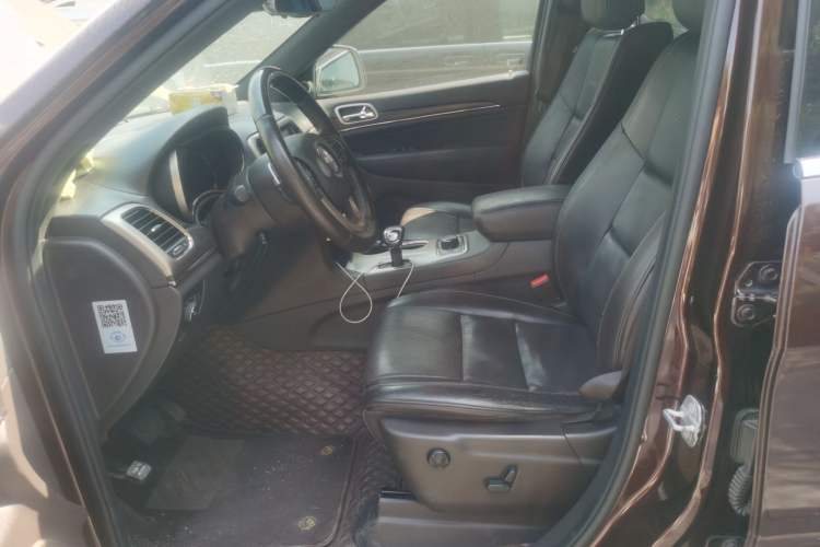 Used Jeep Grand Cherokee 2014 3.0L Flagship Zunyue Edition Left Front Seat