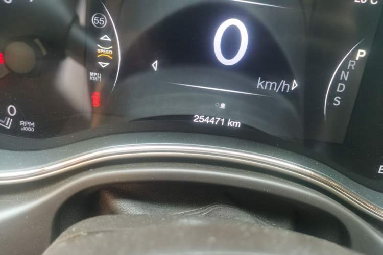 Used Jeep Grand Cherokee 2014 3.0L Flagship Zunyue Edition Odometer Close Up
