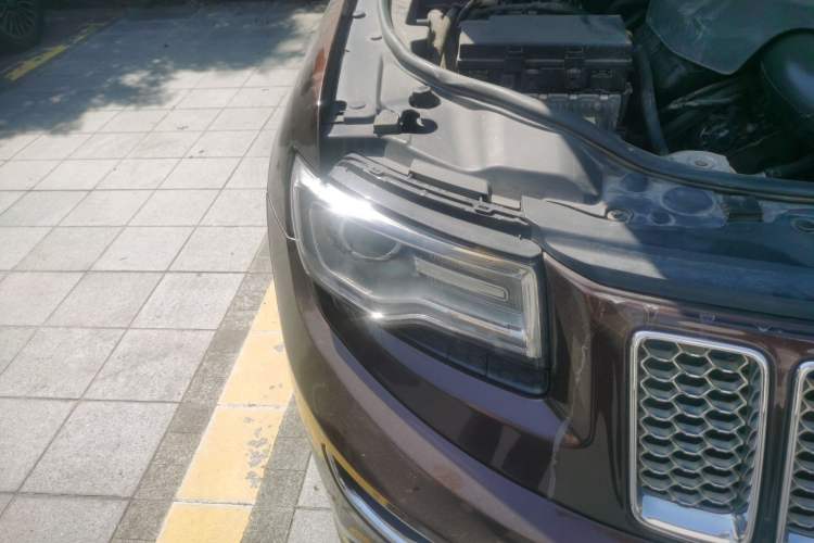 Used Jeep Grand Cherokee 2014 3.0L Flagship Zunyue Edition Right Front Headlight