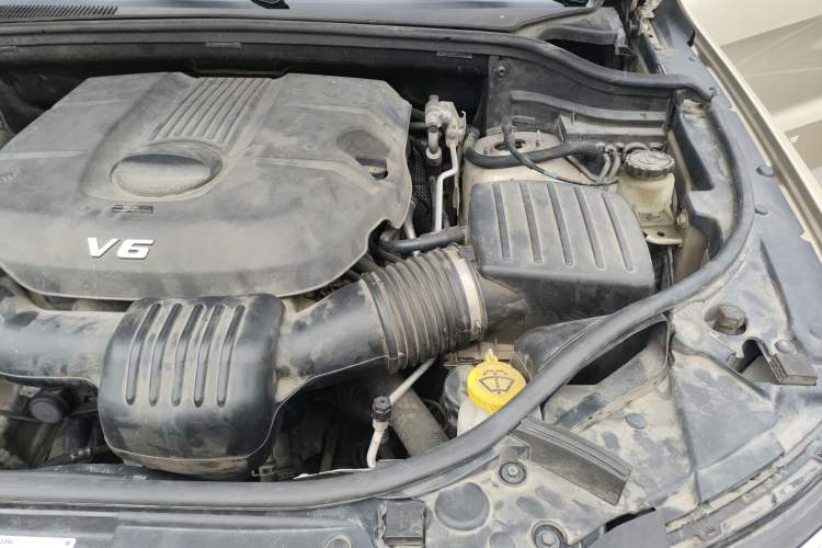 Used Jeep Grand Cherokee 2014 3.6L Elite Navigation Edition Engine Bay Left