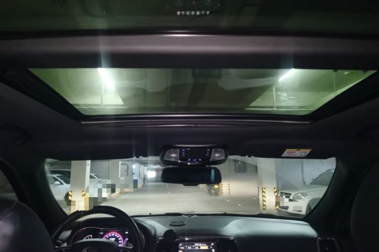 Used Jeep Grand Cherokee 2014 3.6L Elite Navigation Edition Headliner