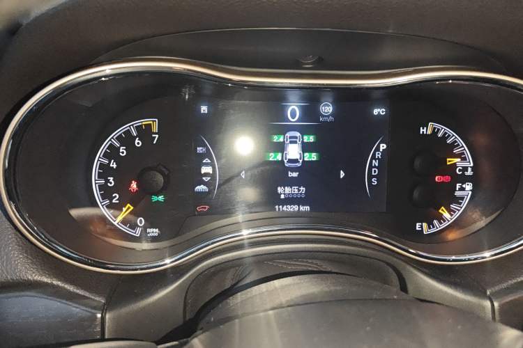 Used Jeep Grand Cherokee 2014 3.6L Elite Navigation Edition Instrument Cluster