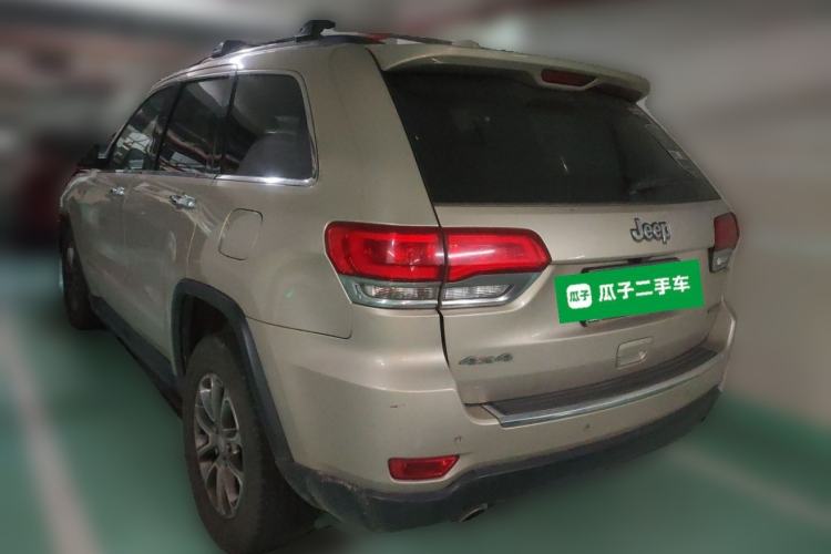 Used Jeep Grand Cherokee 2014 3.6L Elite Navigation Edition Rear Left 45 Deg