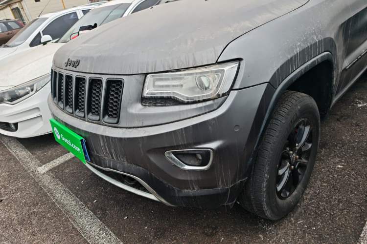Used Jeep Grand Cherokee 2014 3.0L Comfort Navigation Edition Left Front Headlight