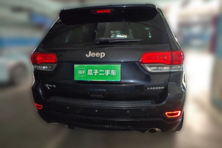 Used Jeep Grand Cherokee 2014 3.6L Comfort Navigation Edition Rear