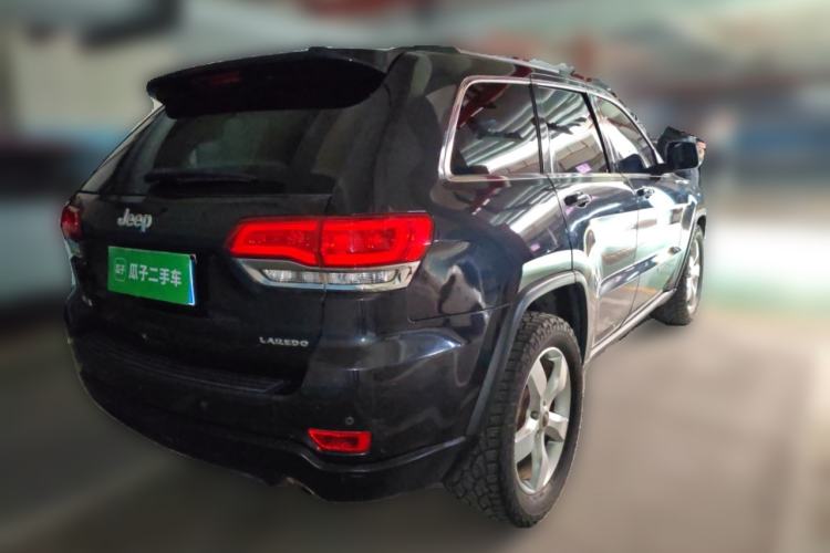 Used Jeep Grand Cherokee 2014 3.6L Comfort Navigation Edition Rear Right 45 Deg