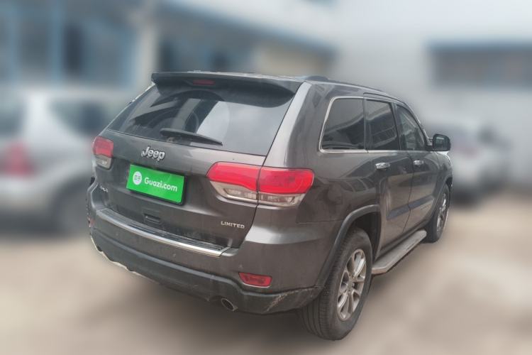 Used Jeep Grand Cherokee 2014 3.0L Comfort Navigation Edition Rear Right 45 Deg