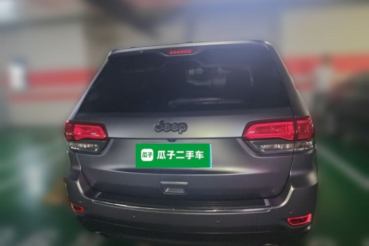 Used Jeep Grand Cherokee 2014 3.6L Elite Navigation Edition Rear