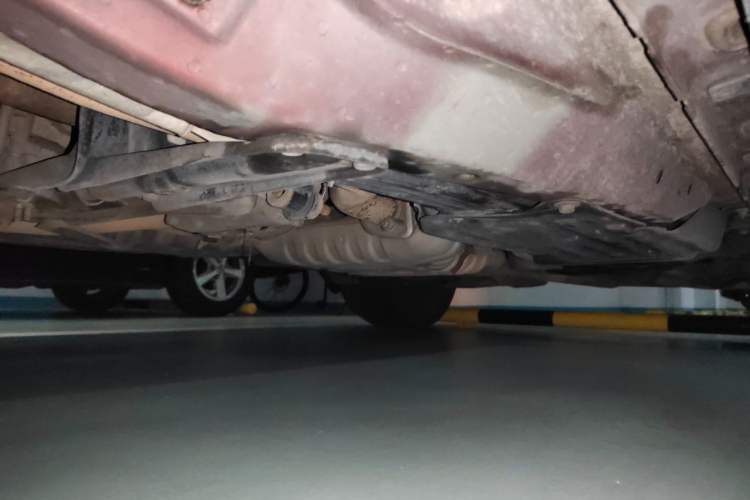 Used Jeep Grand Cherokee 2014 3.6L Elite Navigation Edition Chassis Front Left