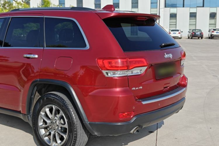 Used Jeep Grand Cherokee 2014 3.6L Elite Navigation Edition Exterior 1