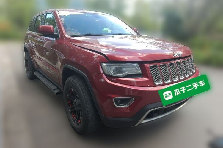 Used Jeep Grand Cherokee 2014 3.6L Elite Navigation Edition Front Right 45 Deg
