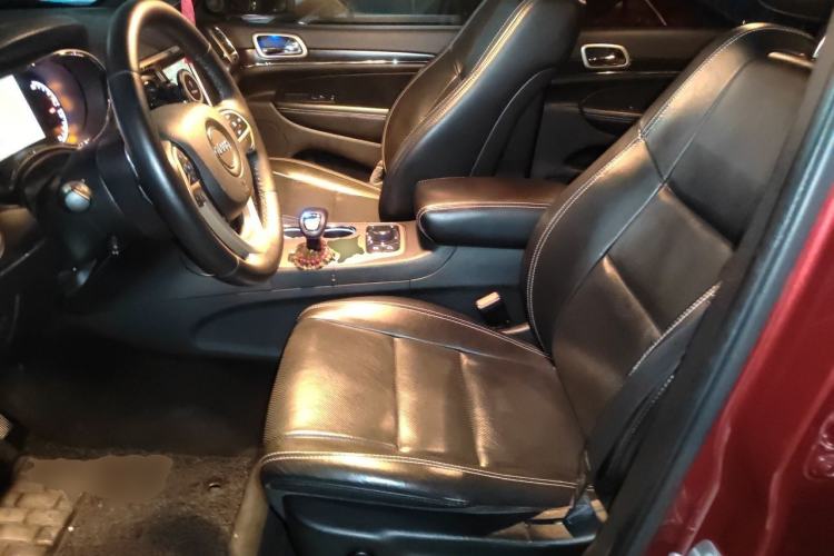 Used Jeep Grand Cherokee 2014 3.6L Elite Navigation Edition Left Front Seat