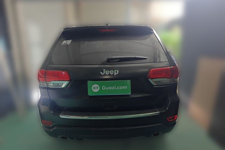 Used Jeep Grand Cherokee 2014 3.0L Comfort Navigation Edition Rear