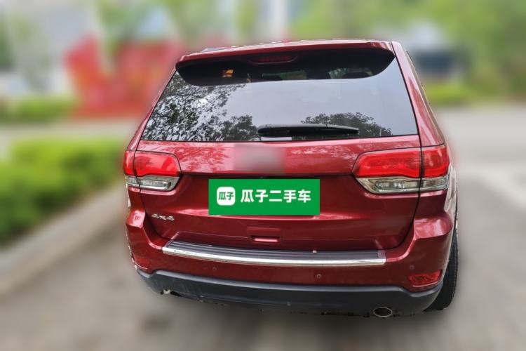 Used Jeep Grand Cherokee 2014 3.6L Elite Navigation Edition Rear