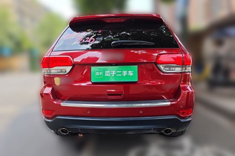 Used Jeep Grand Cherokee 2014 3.0L Comfort Navigation Edition Rear