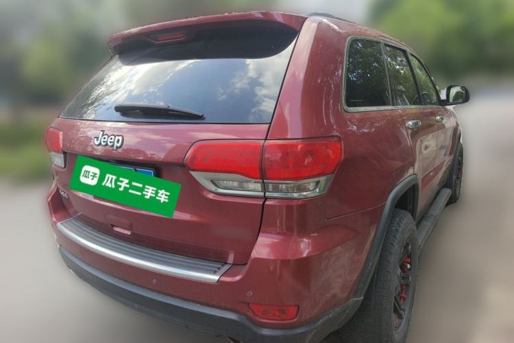 Used Jeep Grand Cherokee 2014 3.6L Elite Navigation Edition Rear Right 45 Deg