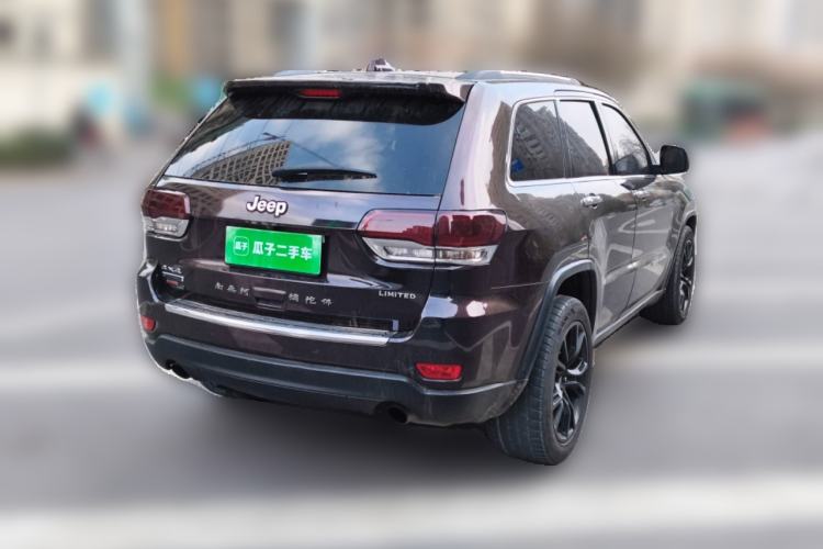 Used Jeep Grand Cherokee 2014 3.0TD Diesel Comfort Navigation Version Rear Right 45 Deg