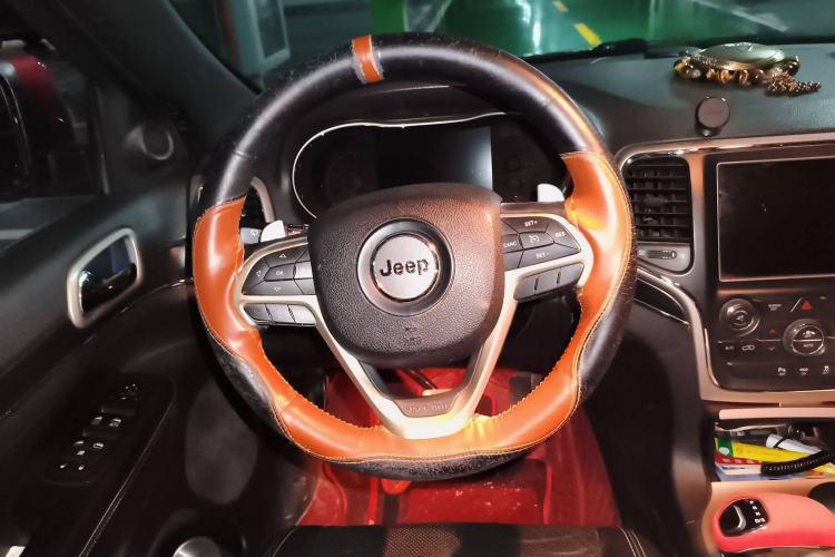 Used Jeep Grand Cherokee 2014 3.6L Elite Navigation Edition Steering Wheel