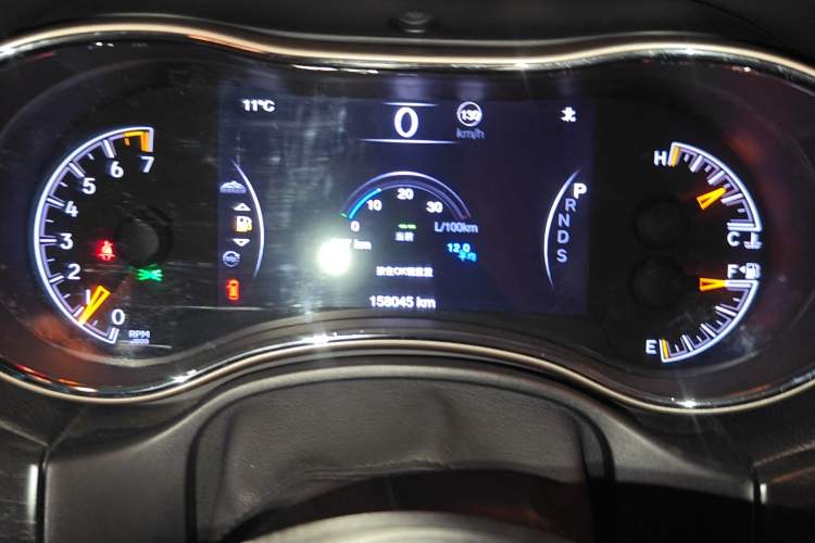 Used Jeep Grand Cherokee 2014 3.0L Comfort Navigation Edition Instrument Cluster