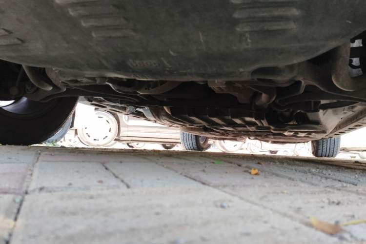 Used Jeep Grand Cherokee 2014 3.6L Elite Navigation Edition Chassis Front Left