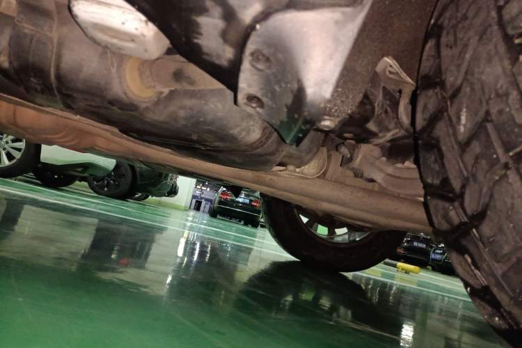 Used Jeep Grand Cherokee 2014 3.6L Elite Navigation Edition Chassis Front Left