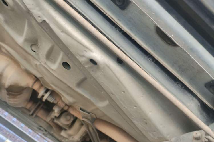 Used Jeep Grand Cherokee 2014 3.6L Elite Navigation Edition Chassis Front Right