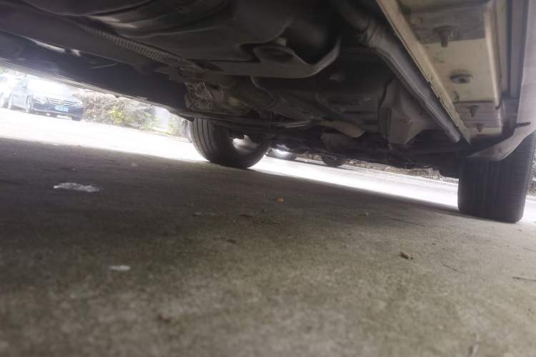 Used Jeep Grand Cherokee 2014 3.0TD Diesel Comfort Navigation Version Chassis Rear Right