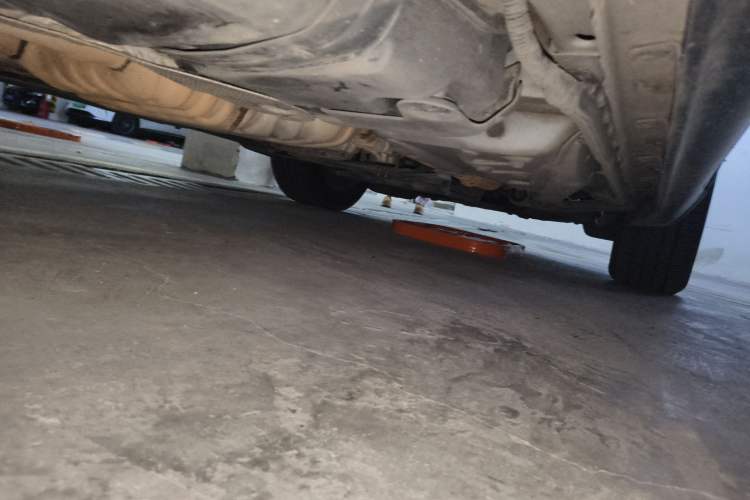 Used Jeep Grand Cherokee 2014 3.6L Elite Navigation Edition Chassis Rear Right