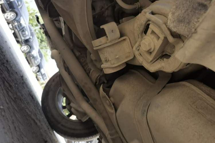 Used Jeep Grand Cherokee 2014 3.0TD Diesel Comfort Navigation Version Chassis Rear Right