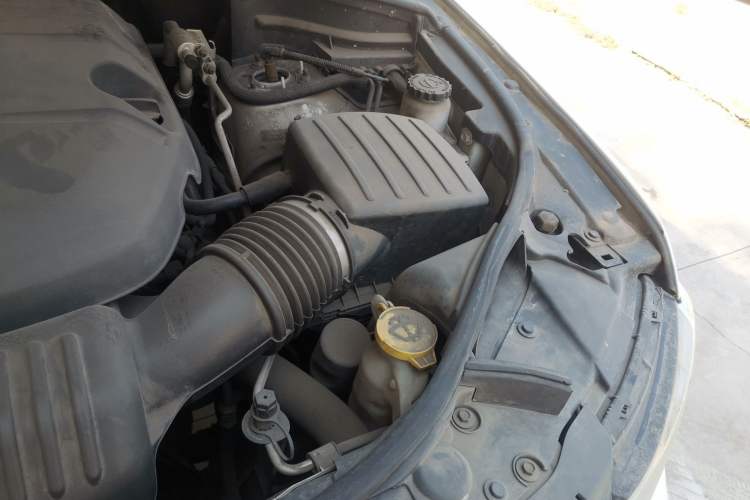 Used Jeep Grand Cherokee 2014 3.6L Flagship Prestige Edition Engine Bay Left