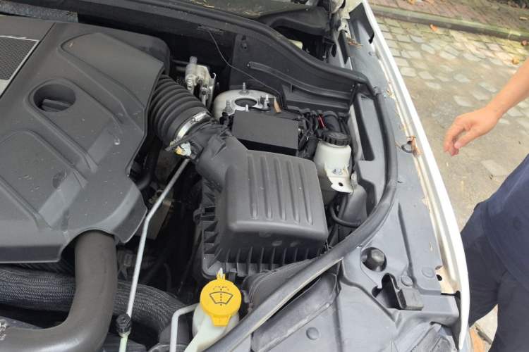 Used Jeep Grand Cherokee 2014 3.0TD Diesel Comfort Navigation Version Engine Bay Left